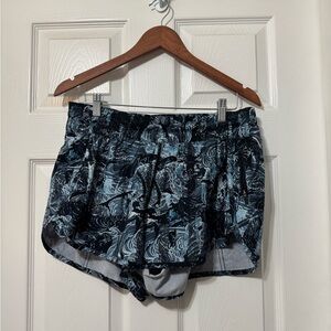 Lululemon tracker short V Size 12 euc